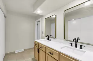 27 Fields E, Champaign, IL 61822 - Photo 19