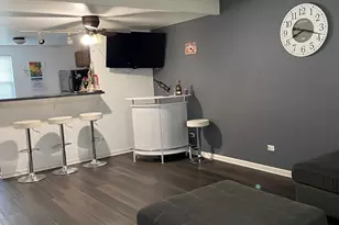 2011 Westview Ln, Round Lake Beach, IL 60073 - Photo 3