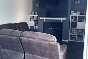 2011 Westview Ln, Round Lake Beach, IL 60073 - Photo 7