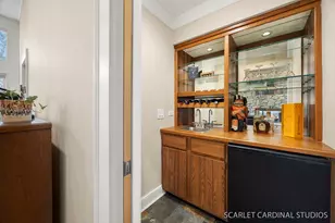 320 Oakwood Ct, Wheaton, IL 60189 - Photo 7