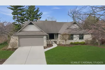320 Oakwood Court, Wheaton, IL 60189 - Photo 3