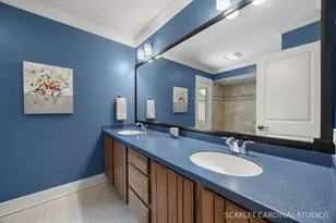 320 Oakwood Ct, Wheaton, IL 60189 - Photo 23