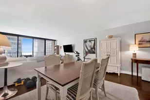 3150 N Sheridan Rd, Chicago, IL 60657 - Photo 13