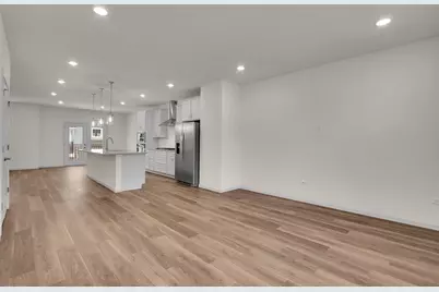 6275 Sandbelt Drive, Woodridge, IL 60517 - Photo 13