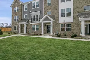 6275 Sandbelt Dr, Woodridge, IL 60517 - Photo 1