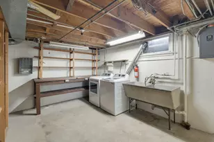 19 N East Ave, South Elgin, IL 60177 - Photo 13