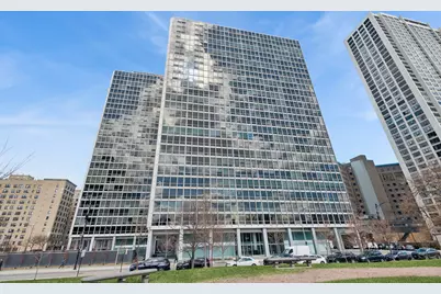 330 W Diversey Parkway #1702, Chicago, IL 60657 - Photo 1