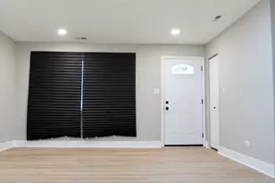 1946 Dartmouth St, Chicago Heights, IL 60411 - Photo 5