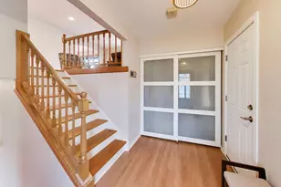 2819 N Kennicott Ave, Arlington Heights, IL 60004 - Photo 3