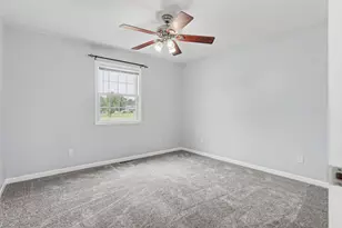 10519 Sandburr Ct, Thomson, IL 61285 - Photo 9