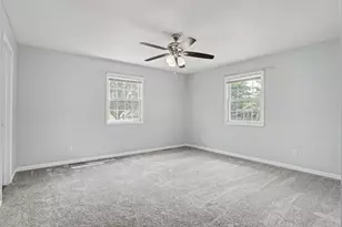 10519 Sandburr Ct, Thomson, IL 61285 - Photo 13