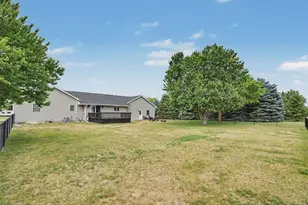 10519 Sandburr Ct, Thomson, IL 61285 - Photo 25