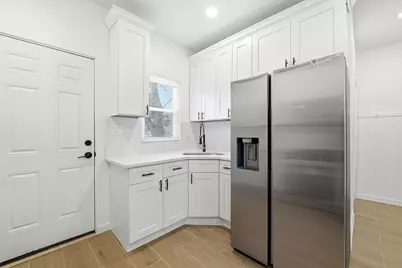 3313 W 61st Place, Chicago, IL 60629 - Photo 9