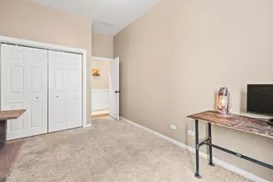 2248 W Foster Ave, Chicago, IL 60625 - Photo 19