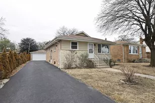 9416 S 80th Ct, Hickory Hills, IL 60457 - Photo 1