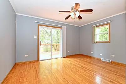 9416 S 80th Court, Hickory Hills, IL 60457 - Photo 11