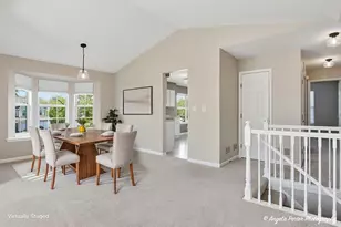 816 Kalamazoo Cir, Vernon Hills, IL 60061 - Photo 5