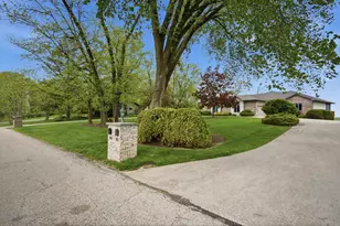 1009 Melody Hls, Fulton, IL 61252 - Photo 3
