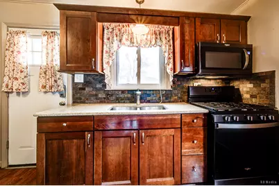 4243 Konrad Avenue, Lyons, IL 60534 - Photo 7