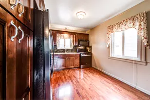 4243 Konrad Ave, Lyons, IL 60534 - Photo 9