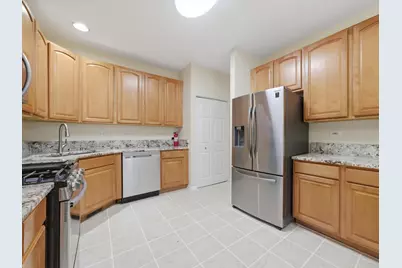 399 Pine Lake Circle #399, Vernon Hills, IL 60061 - Photo 27