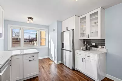 4907 Sherwin Avenue, Skokie, IL 60077 - Photo 11