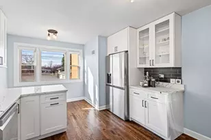 4907 Sherwin Ave, Skokie, IL 60077 - Photo 11