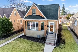 4907 Sherwin Ave, Skokie, IL 60077 - Photo 1