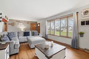 101 S 4080 W Rd, Kankakee, IL 60901 - Photo 3