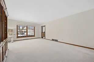 1532 Swallow St, Naperville, IL 60565 - Photo 7