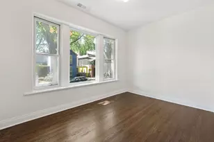 1340 W Hollywood Ave, Chicago, IL 60660 - Photo 13