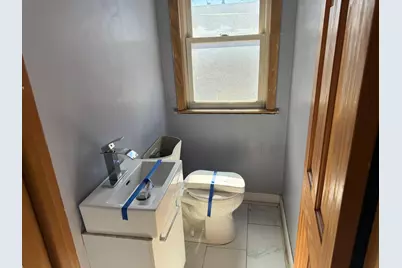 7958 S South Shore Drive, Chicago, IL 60617 - Photo 11