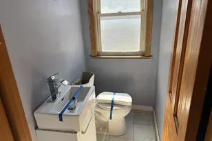 7958 S South Shore Dr, Chicago, IL 60617 - Photo 11