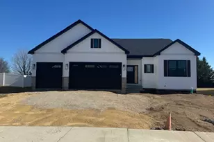 351 Campion Dr, Hampshire, IL 60140 - Photo 1