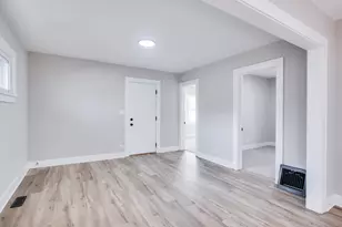 1520 N Prairie Ave, Joliet, IL 60435 - Photo 5