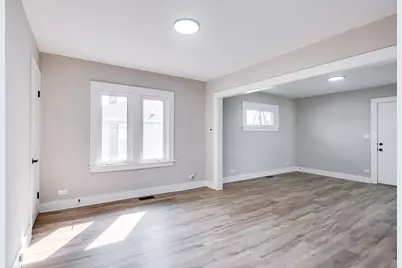 1520 N Prairie Avenue, Joliet, IL 60435 - Photo 3