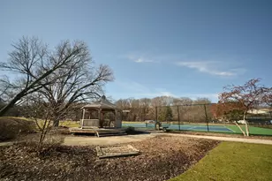 5817 Oakwood Dr, Lisle, IL 60532 - Photo 15