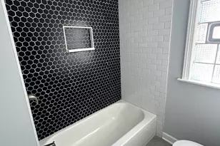 8051 S Yale Ave, Chicago, IL 60620 - Photo 9