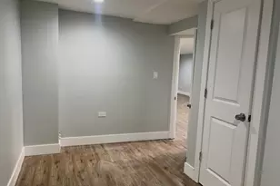 8051 S Yale Ave, Chicago, IL 60620 - Photo 27