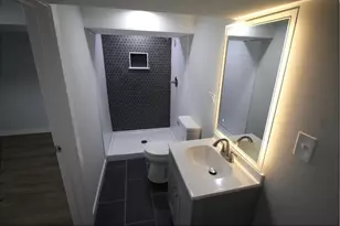 8051 S Yale Ave, Chicago, IL 60620 - Photo 3