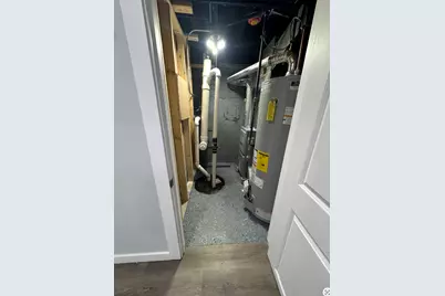 8051 S Yale Avenue, Chicago, IL 60620 - Photo 33