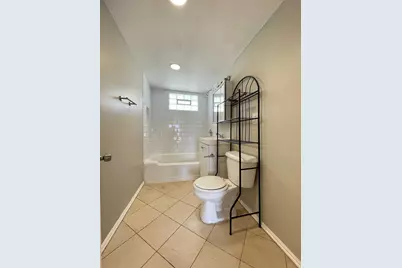 2130 N 73rd Avenue, Elmwood Park, IL 60707 - Photo 13