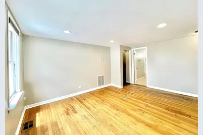 2130 N 73rd Avenue, Elmwood Park, IL 60707 - Photo 11