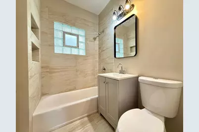 2130 N 73rd Avenue, Elmwood Park, IL 60707 - Photo 5