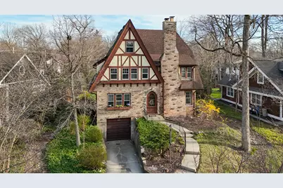 1243 Hawthorne Lane, Downers Grove, IL 60515 - Photo 5