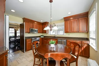 1243 Hawthorne Lane, Downers Grove, IL 60515 - Photo 17