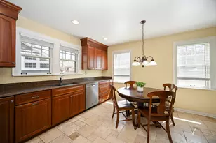 1243 Hawthorne Ln, Downers Grove, IL 60515 - Photo 19