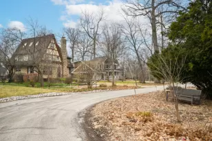 1243 Hawthorne Ln, Downers Grove, IL 60515 - Photo 35