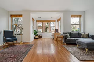 1215 W Rosemont Ave, Chicago, IL 60660 - Photo 3