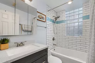 1215 W Rosemont Ave, Chicago, IL 60660 - Photo 15